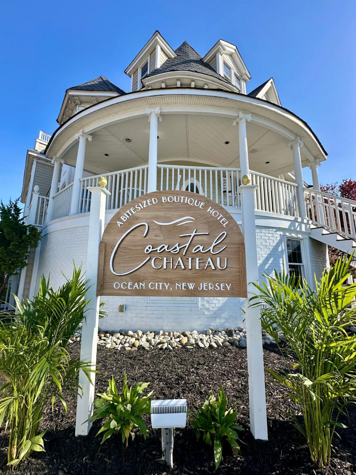 Hotel Coastal Chateau 4*