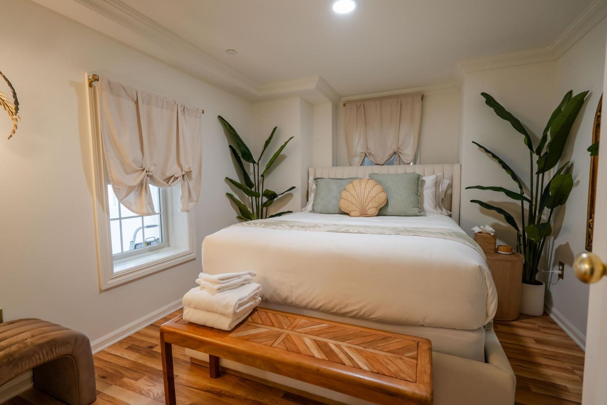 Coastal Chateau Hotel 4*