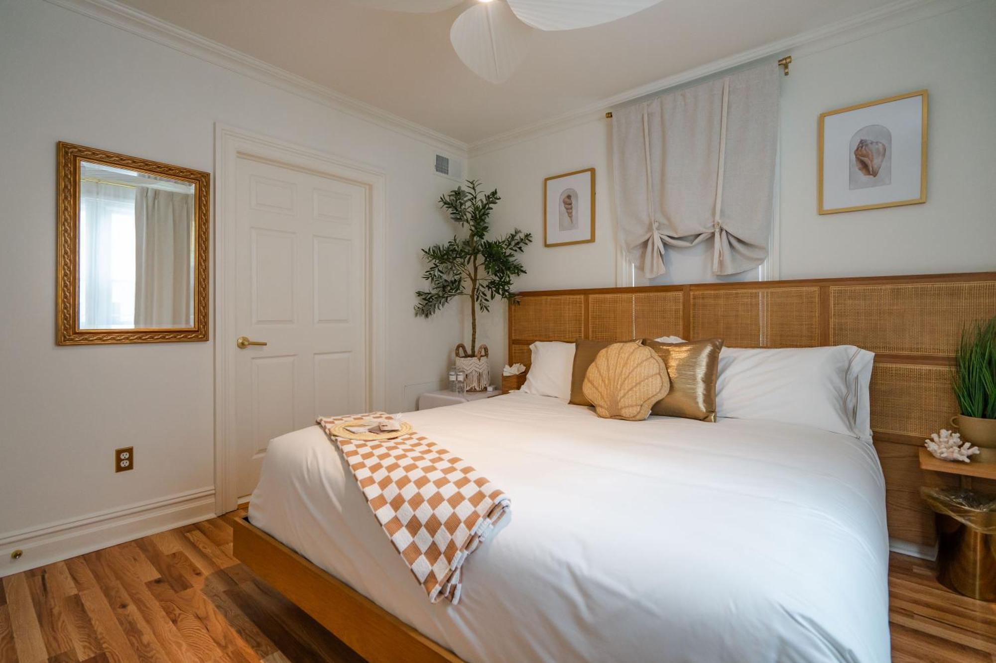Hotel Coastal Chateau